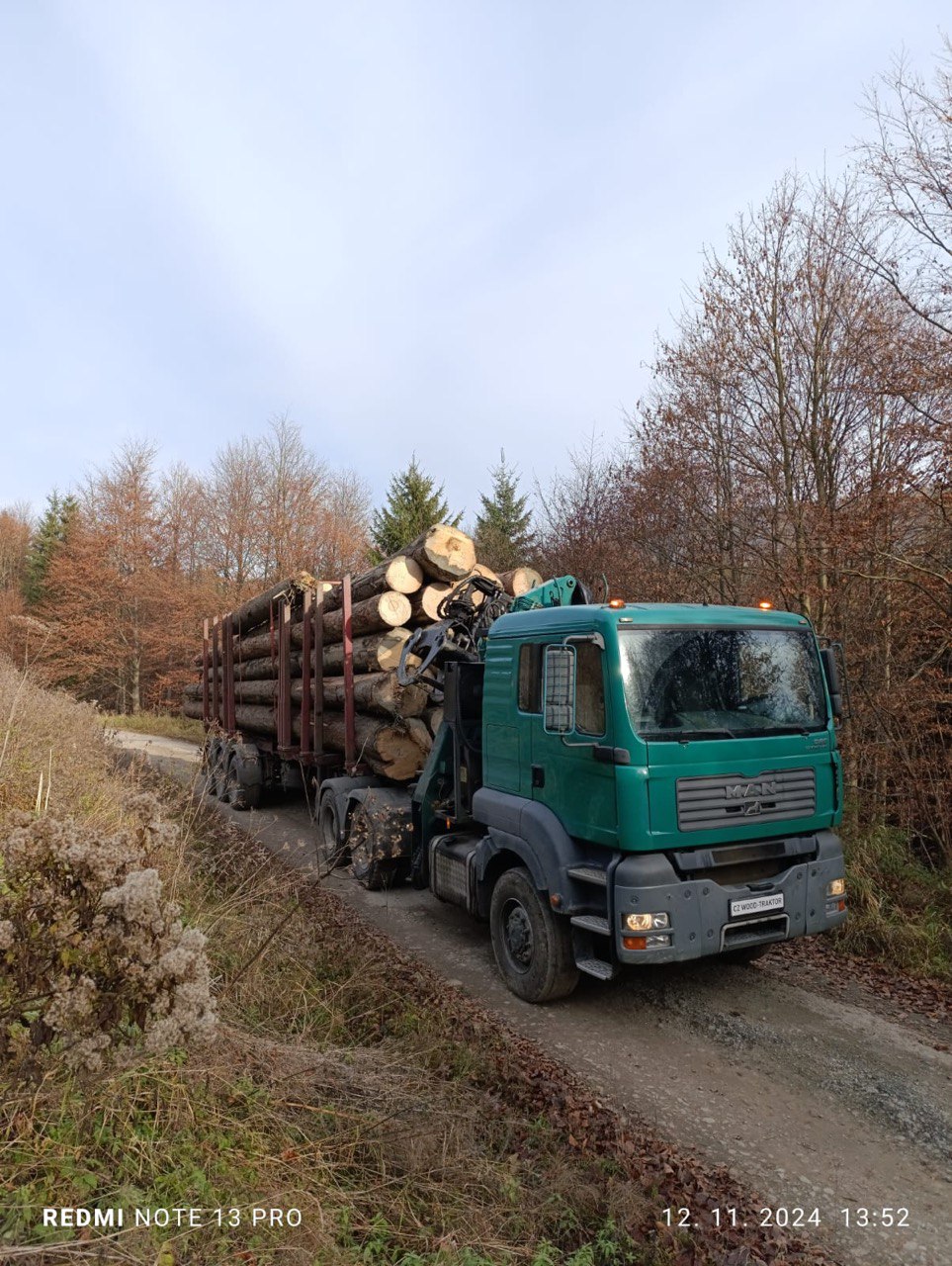 WOOD-WAY TRANS - Lesná doprava dreva, kamión MAN v lese, preprava guľatiny z ťažko prístupných lesných lokalít